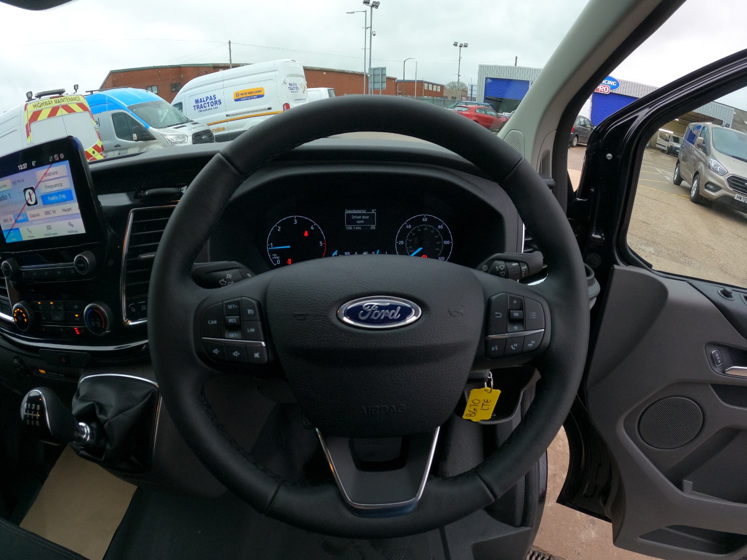 Ford TRANSIT CUSTOM 280 L1 DIESEL FWD 2.0 EcoBlue Hybrid 130ps Low Roof Limited Van